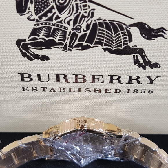 Burberry BU9234 watch main image 4